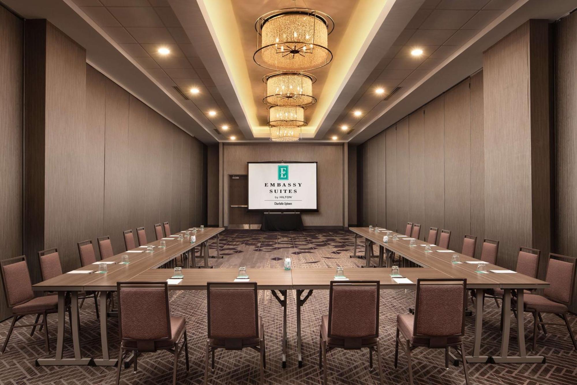 Embassy Suites By Hilton Charlotte Uptown Zewnętrze zdjęcie