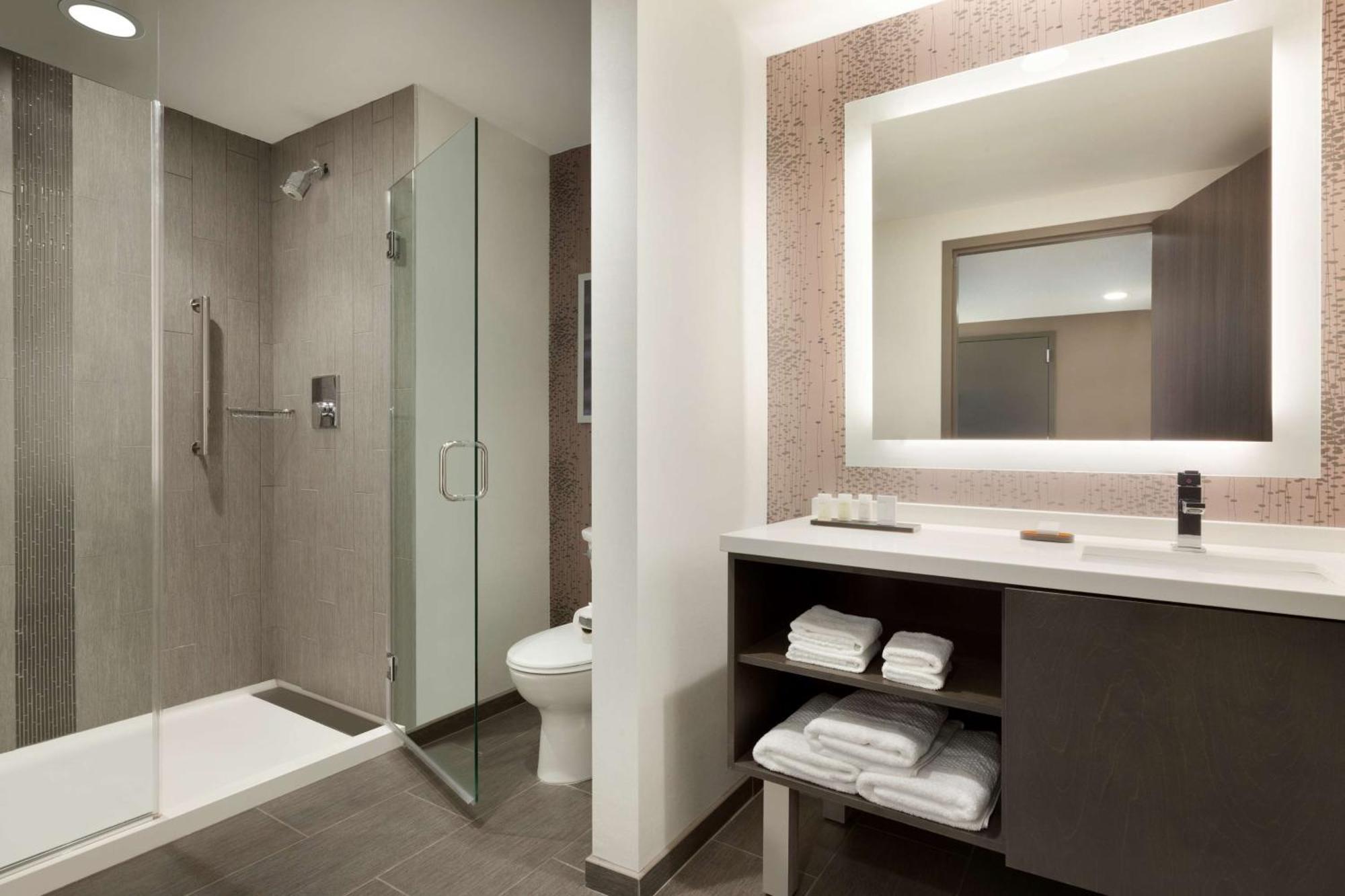 Embassy Suites By Hilton Charlotte Uptown Zewnętrze zdjęcie